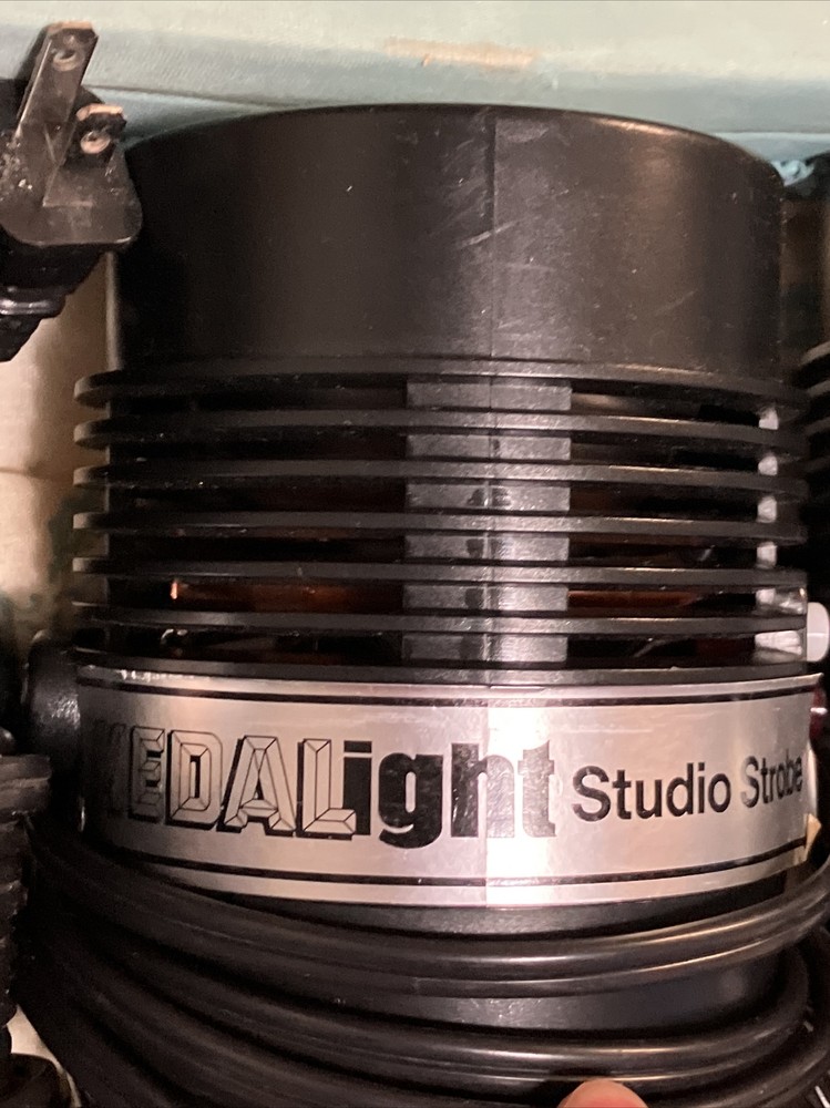 VTG Working Studio Flash Lot Medalight, Wow-2000 Ac Slave Flash Unit/ PG-475+mor