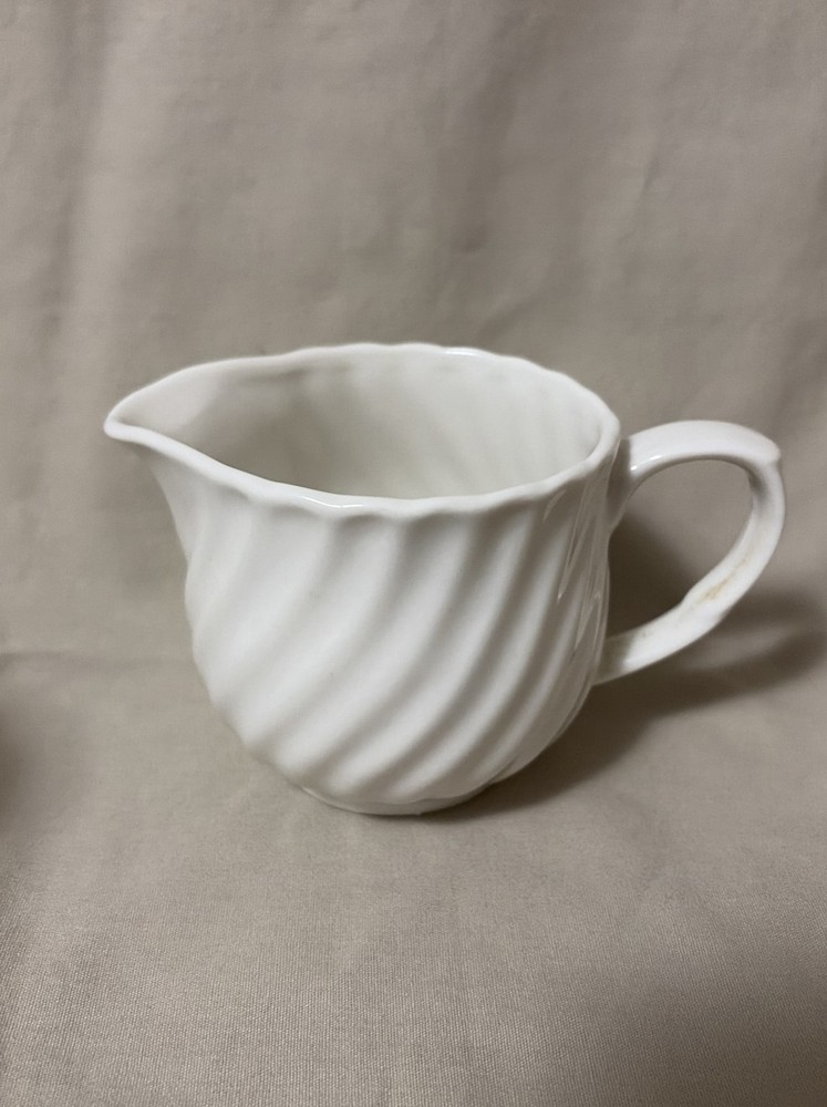 Vintage Sugar & Creamer Swirl Pattern