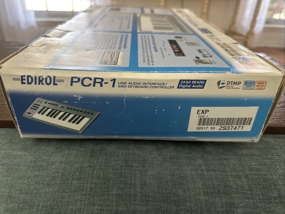Edirol PCR-1 USB Audio Interface/ Midi Keyboard Controller Silver 24 Bit 96 kHz
