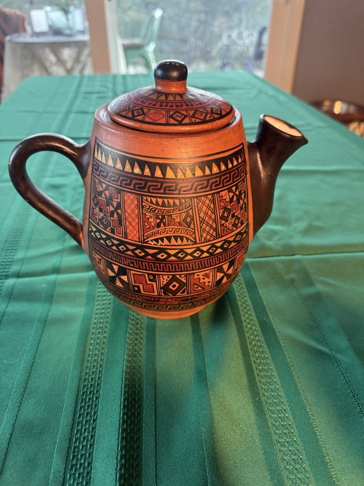 SIGNED Cusco Peru Handpainted 19 Piece Pottery Tea/Coffee Set