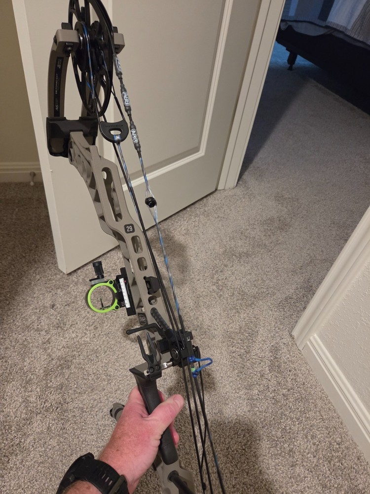 Mathews V3X 29