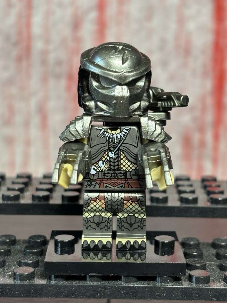 Horror Mini-Fig: Alien vs. Predator 4 Pack