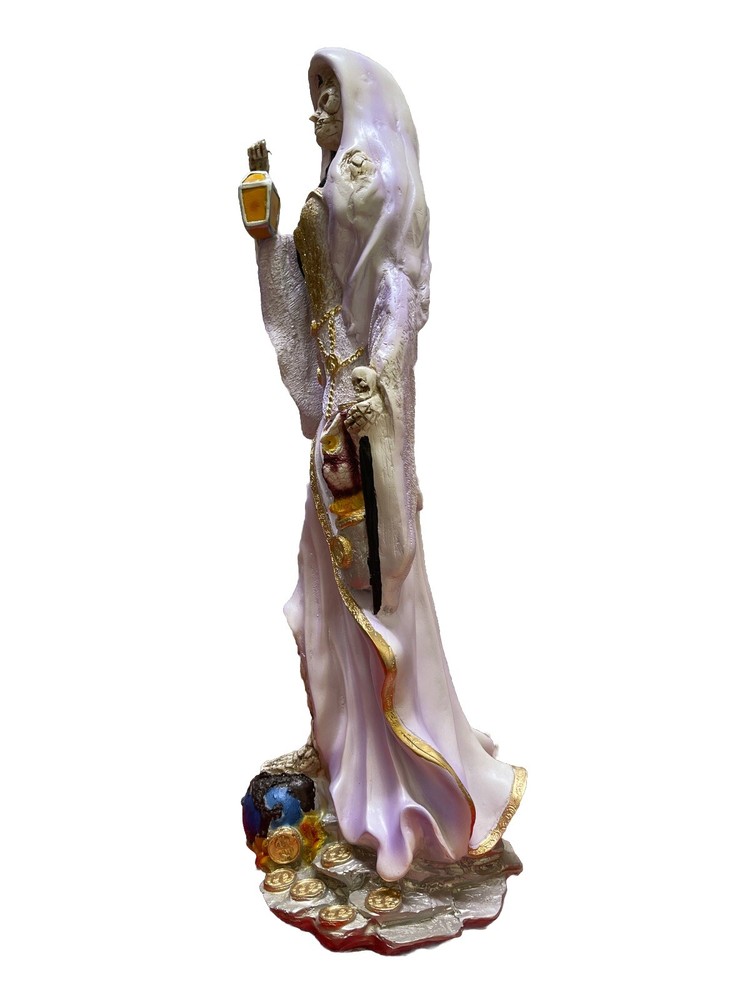 Santa Muerte encarnada
