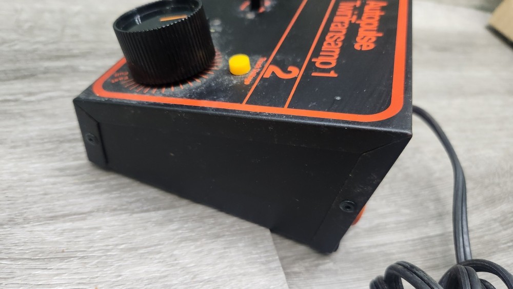 Troller Transistorize Autopulse TwinTransamp 1 Model 30 Power Pack
