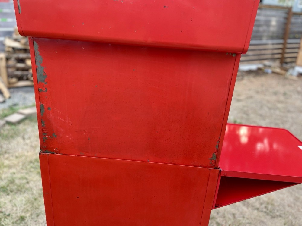 Rare Red Mac Tools MB510 16-Drawer Tool Chest.