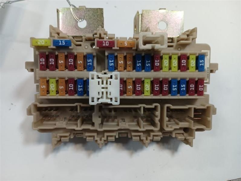 EZ00A, C5189, 7A20 Under Dash TITAN XD 2017 Fuse Box 10487979