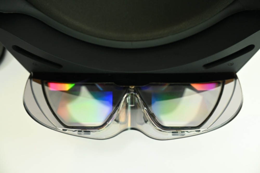 Microsoft Hololens 2 Headset Kit - Scuffed - Tested and Fully Operational