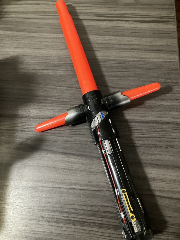 Star Wars Kylo Ren Extendable Lightsaber