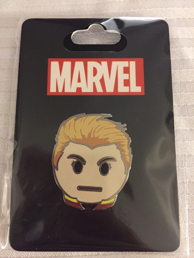 NIP SDCC 2017 Marvel Exclusive Captain Marvel Emoji Pin New In Package