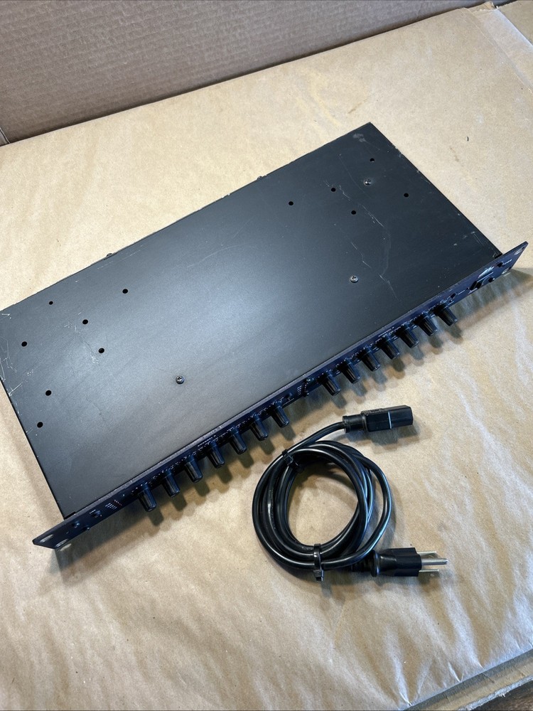 AUDIO LOGIC MT66 PRO Stereo Compressor Limiter - Powers On - Untested