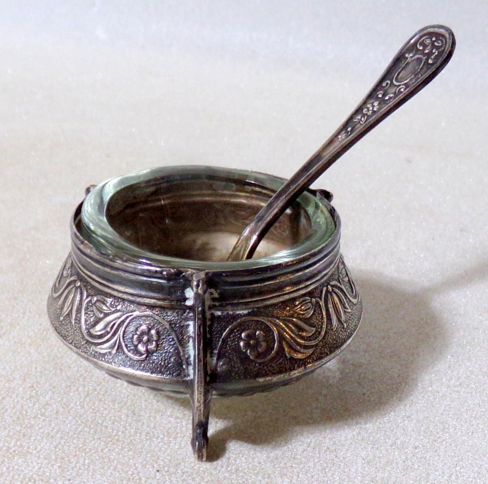 Victorian Era Silverplate Master Hommet Salt Cellar