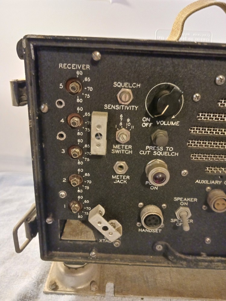 COLLINS MODEL MBF RECEIVER & TRANSMITTER NAVY RADIO #43