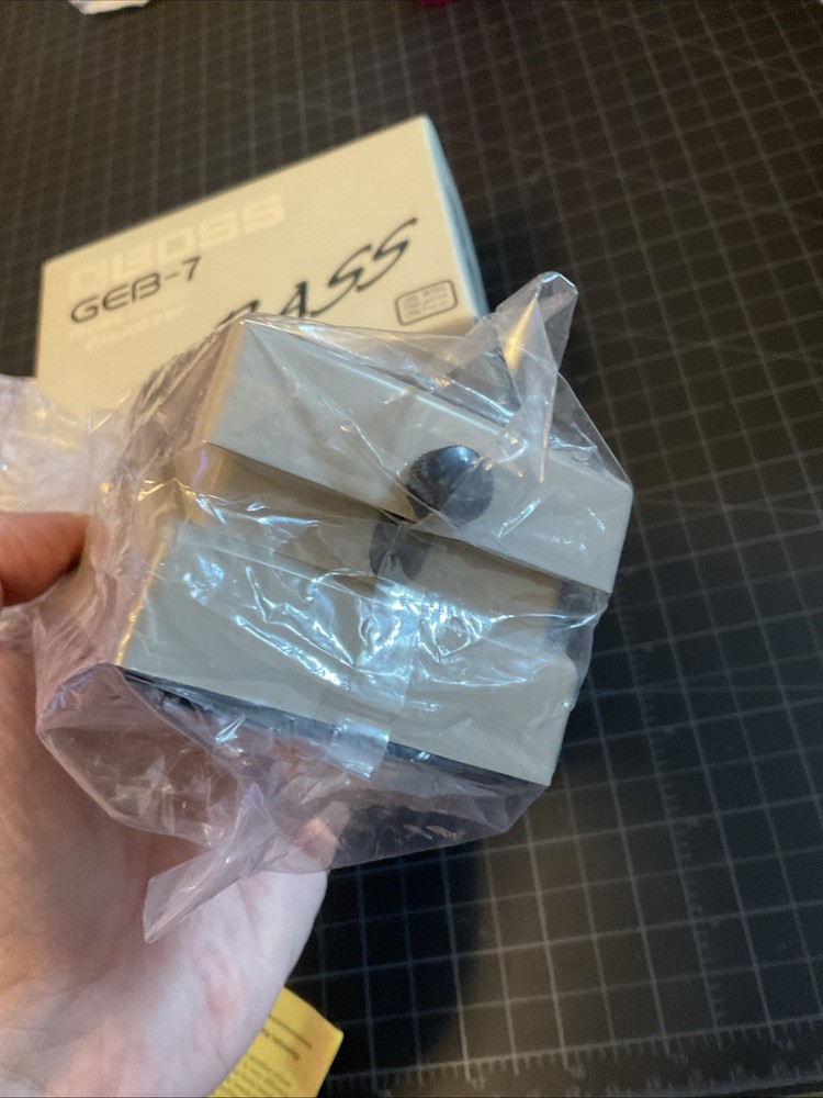 BOSS GEB-7 Bass Equalizer Pedal