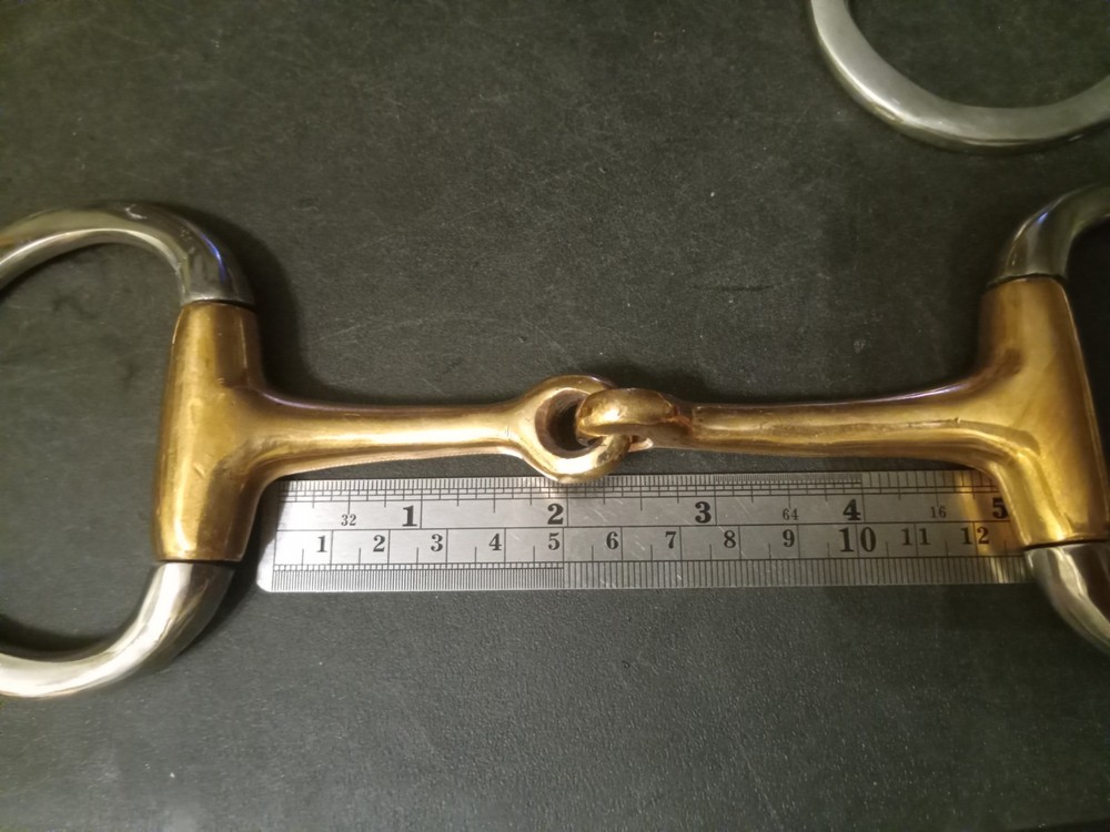 New eggbutt snaffle bit 4 3/4 in copper mouth