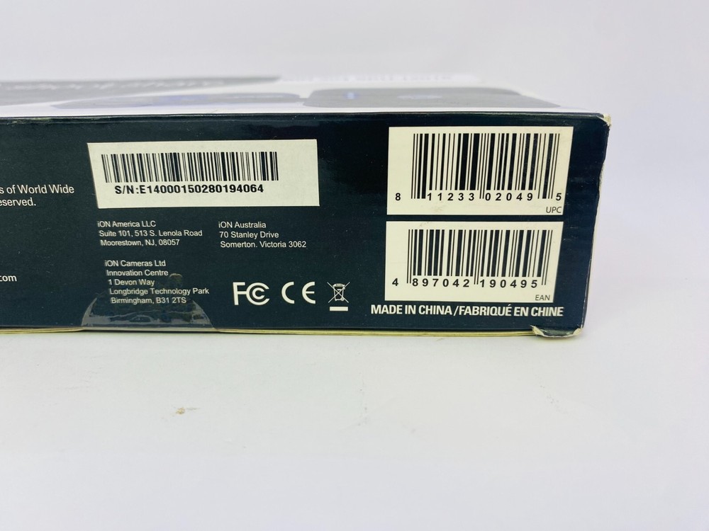 Ion Shoot/Share Battery Booster Kit with USB NOS