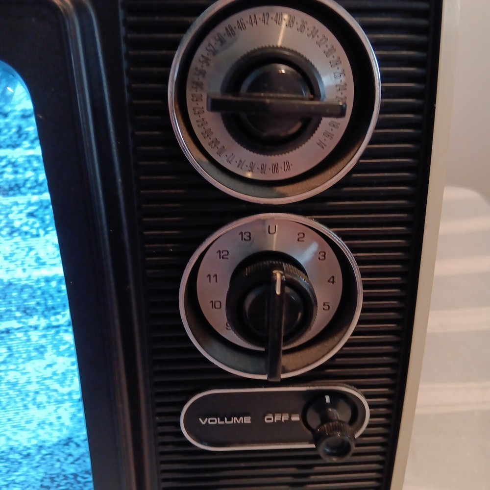 Sears Roebuck. 12 Inch. Solid State Television. White Case. Rare! Tested.