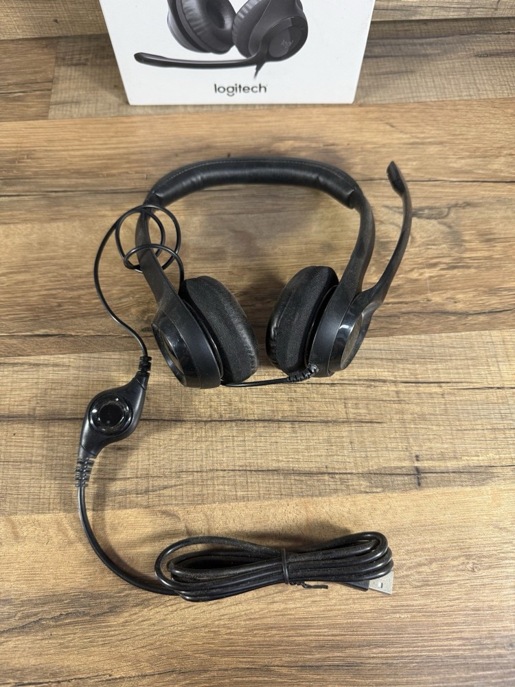 Logitech H390 USB Computer Headset - Black - Open Box