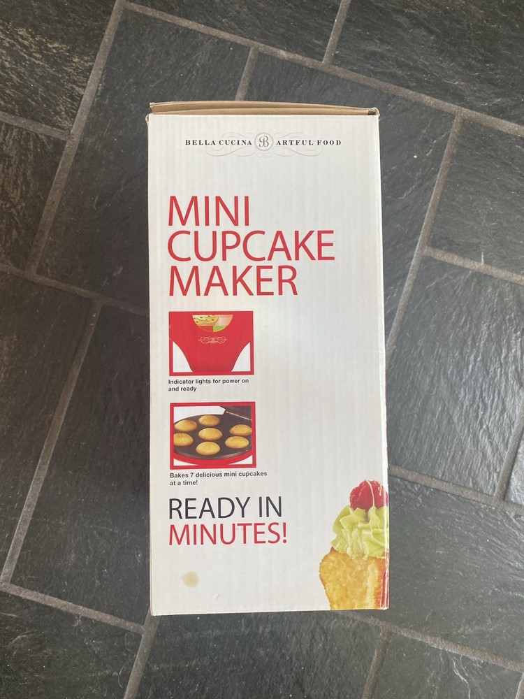 NIB Mini Cupcake Maker
