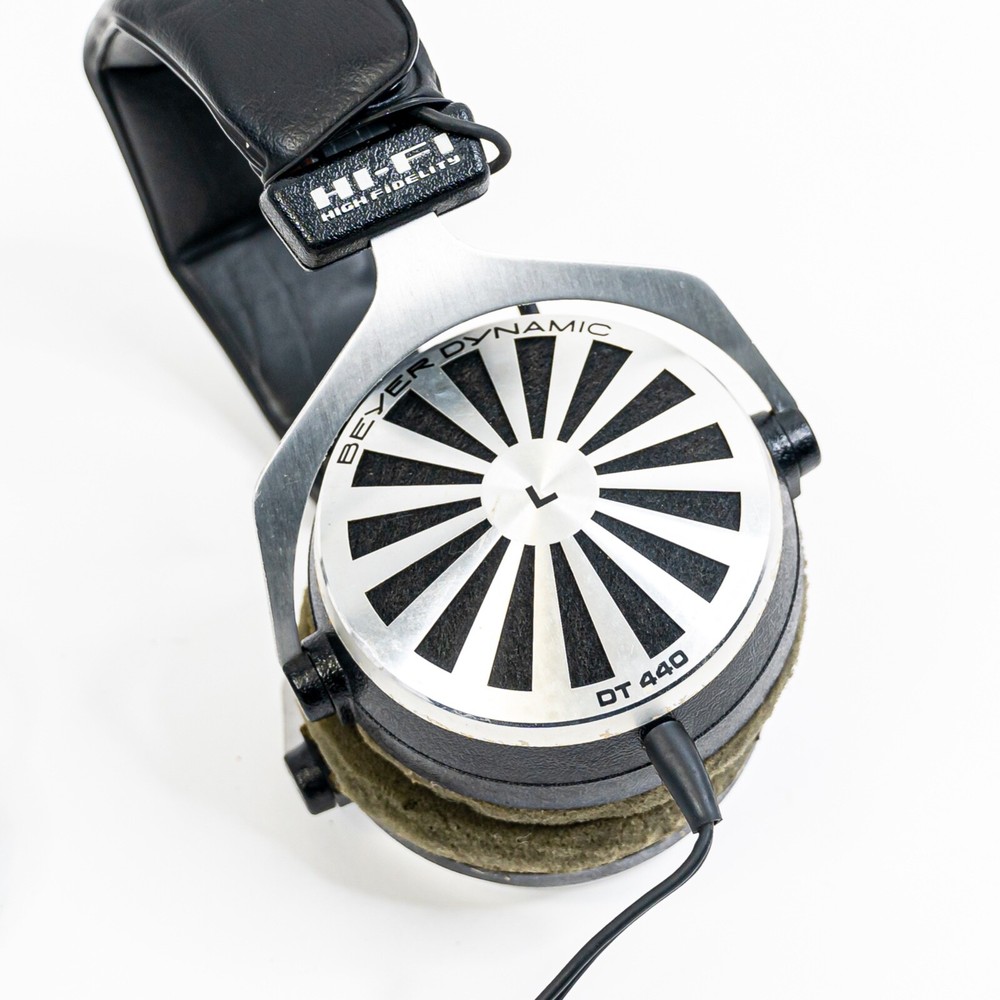 Beyerdynamic DT 440 Dynamic Headphones – Used