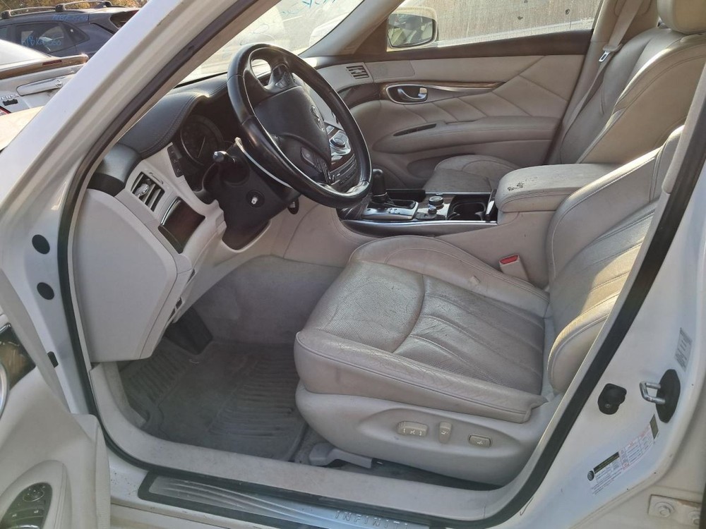 M56 2011 Glove Box 4871441