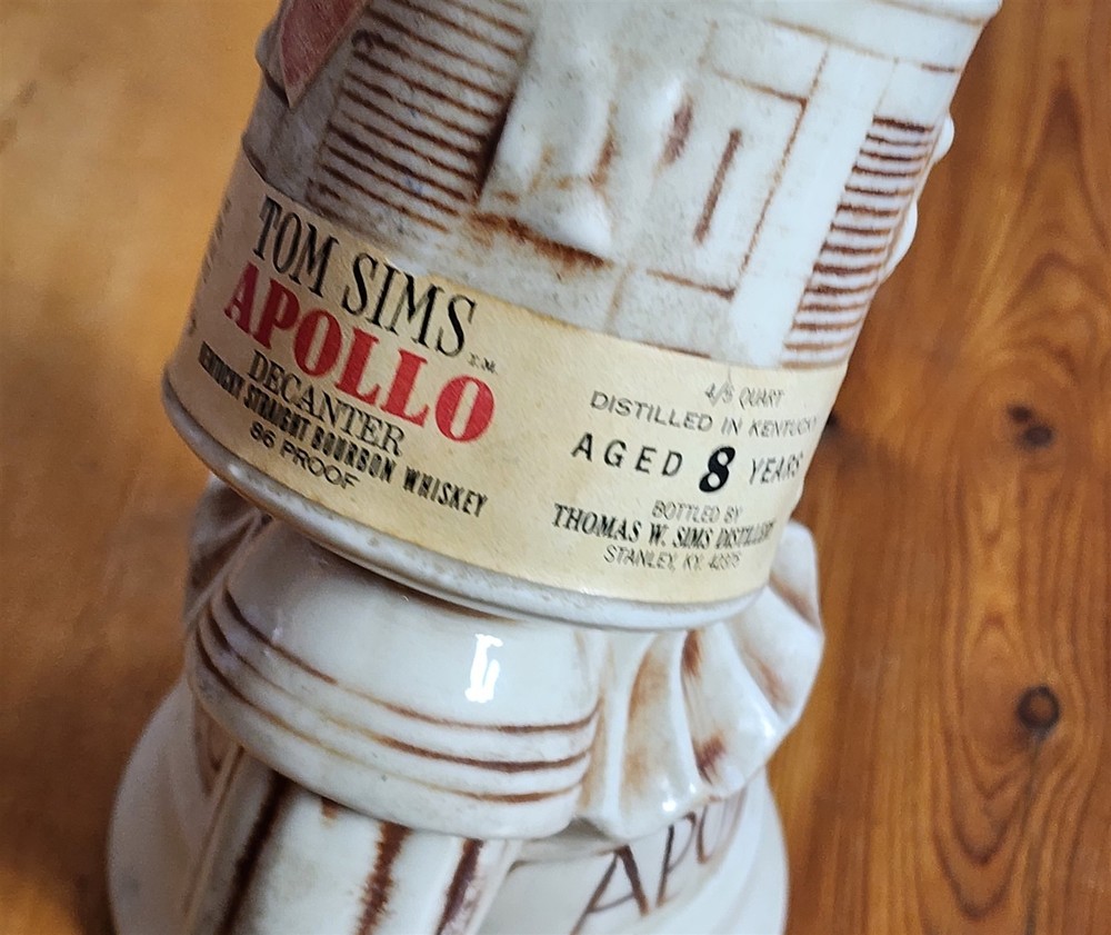 1969 CHINA APOLLO COMMAND MODULE EMPTY DECANTER MCCOY POTTERY SIMS DISTILLERY
