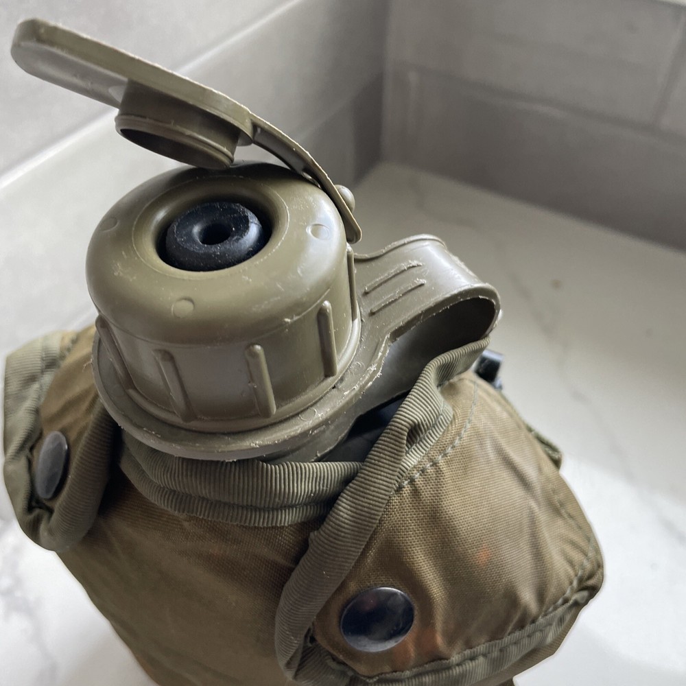U.S. COVER Water Canteen “1998”