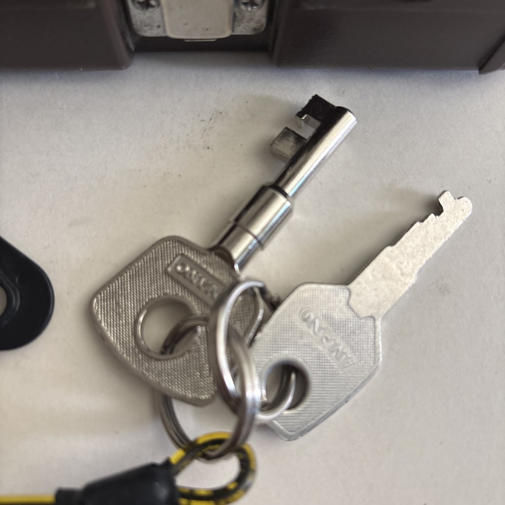 Amano PR-600 Watchman's Time Clock W/Master Keys UNTESTED PREOWNED