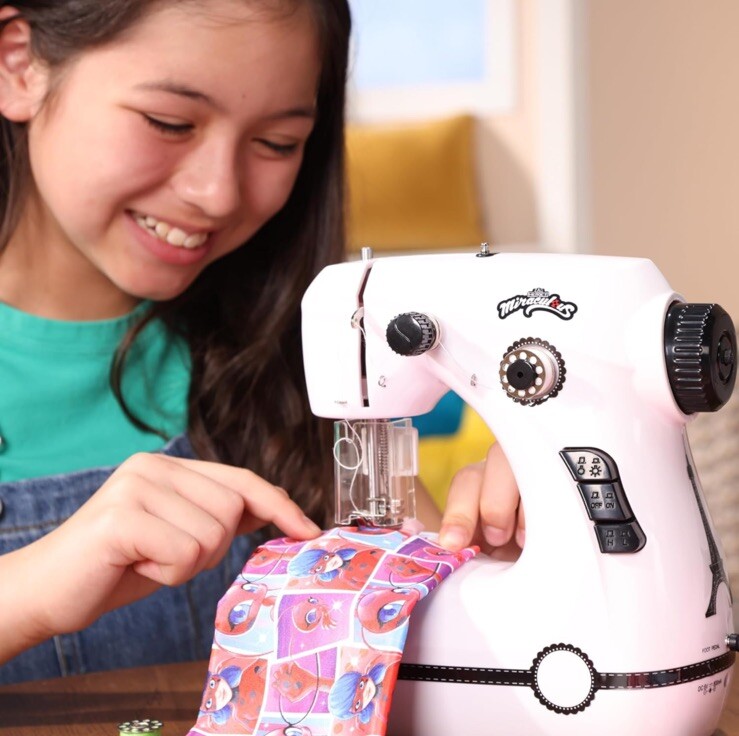 Miraculous Ladybug - Marinette's Mini Sewing Machine For Beginners