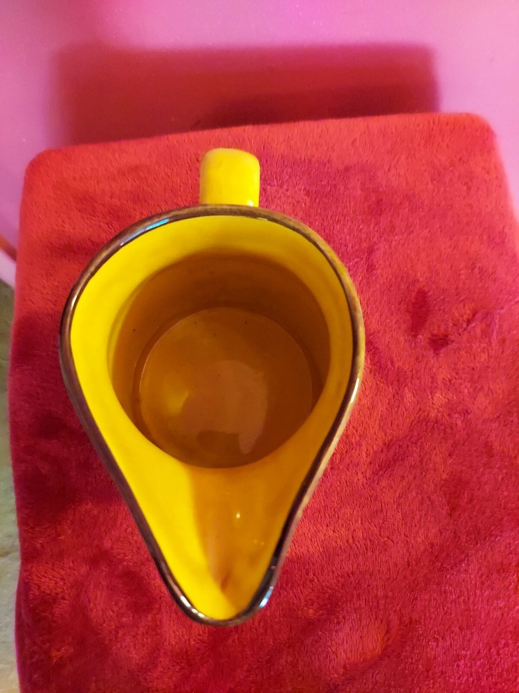Accent Pitcher