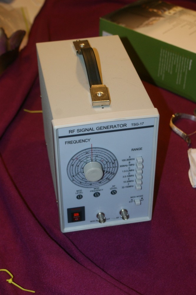 rf signal enerator tsg17