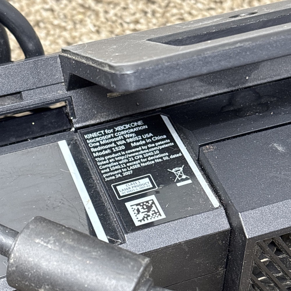 Microsoft Kinect Black 1520 For Xbox One Tested