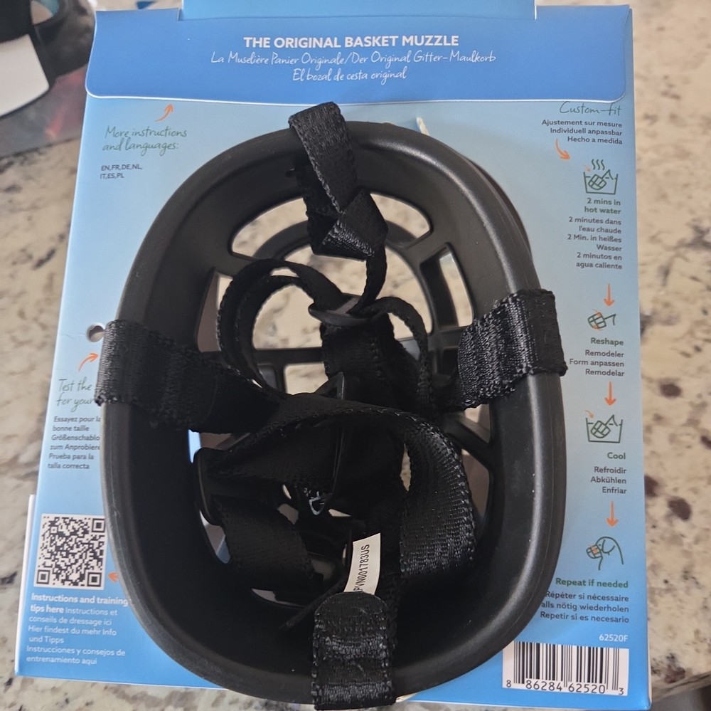 Baskerville Ultra Muzzle Size 5 - New In Box Never Used