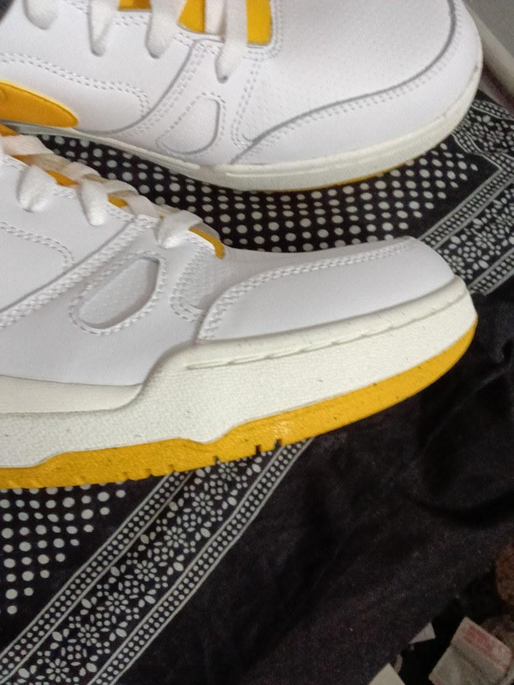 Nike Full Force Low White University Gold Size 12