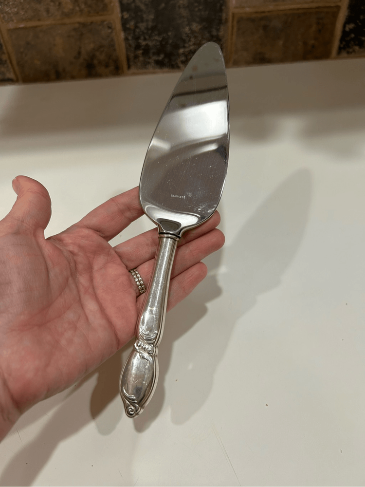 Mid Century Modern Stainless Wedding Pie/Cake Knife/Server Approximately 11”.