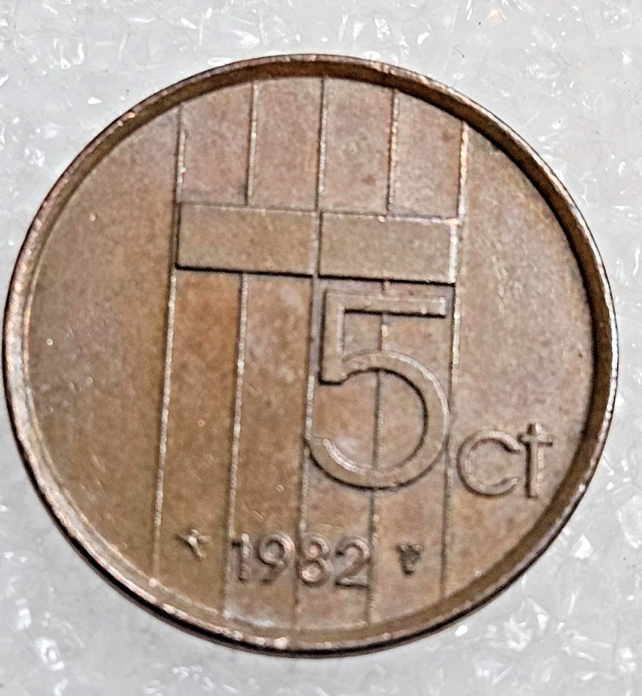 1982 Netherlands 5 Cents Coin Queen Beatrix