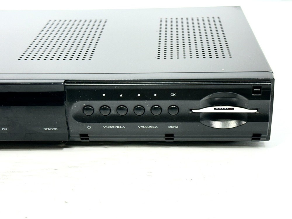 Prosat Digital Satellite Receiver model: IRD-2102s Receiver. Untested, Power On