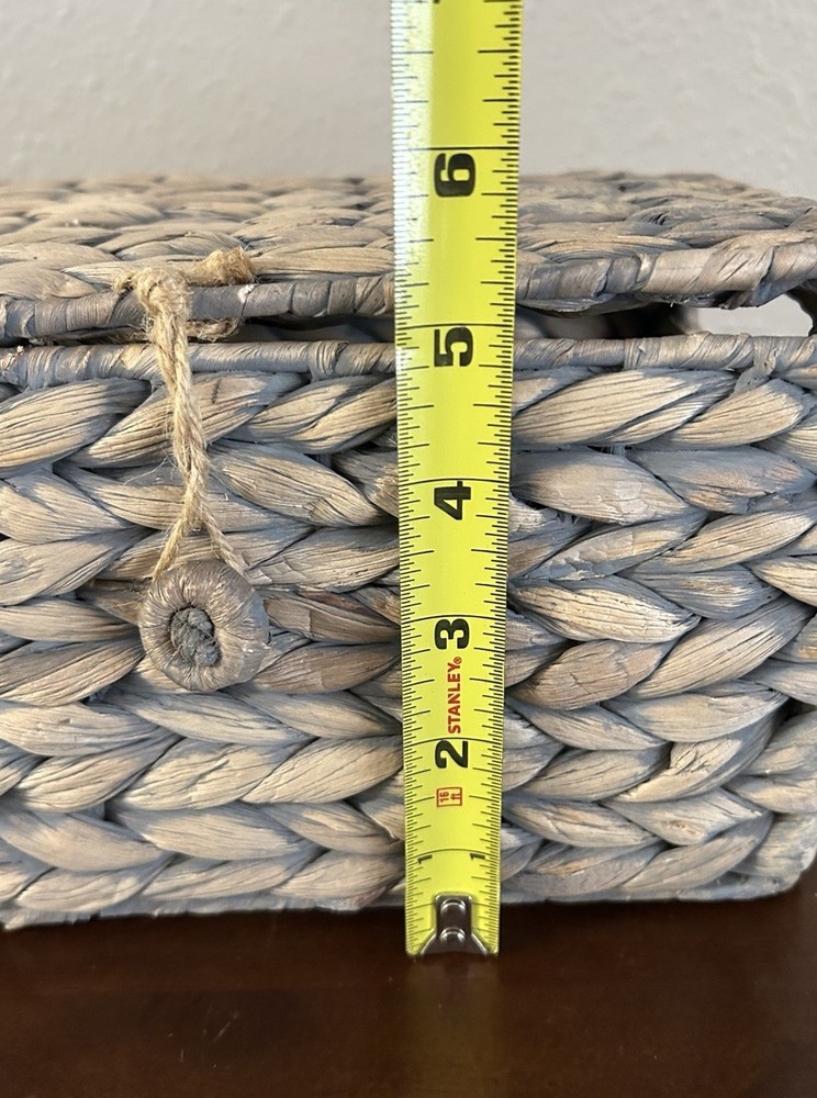 Wicker Woven Tapestry Basket Box Sewing Craft Box with Lid Decorative Functional
