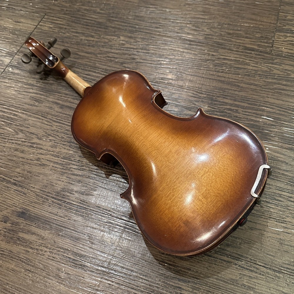 Suzuki No.11 1/4 Violin - d494