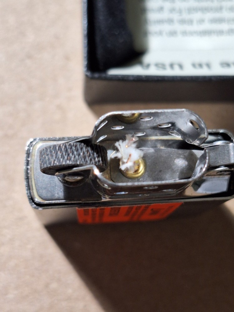 Zippo Lighter 206 regular satin chrome