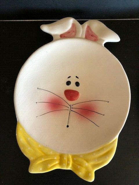 Adorable Ceramic Easter Bunny Plates (Set of 2)