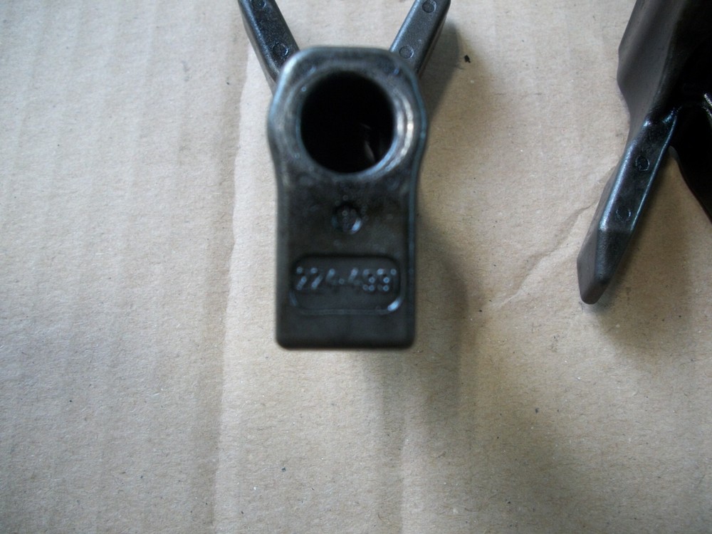2244991 C13 Injector Clamp