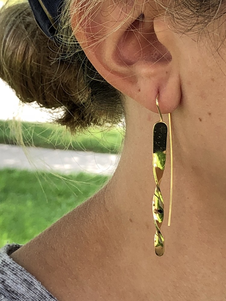 Twisted Bar Dangles