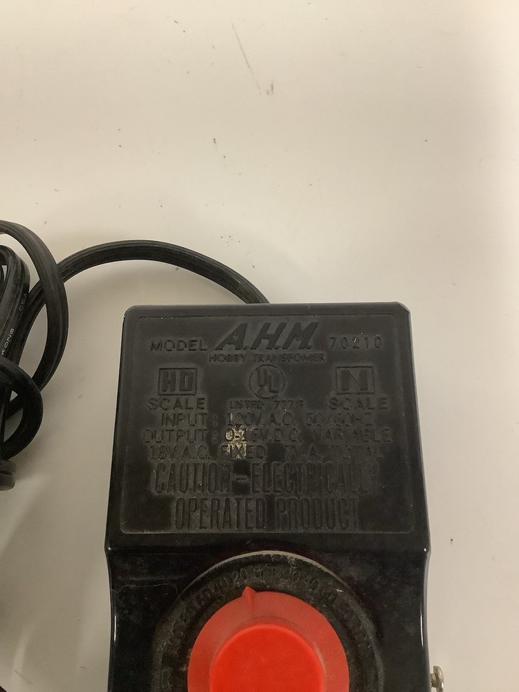 AHM Hobby Transformer Model 70210 HO Scale Train Control Power Pack