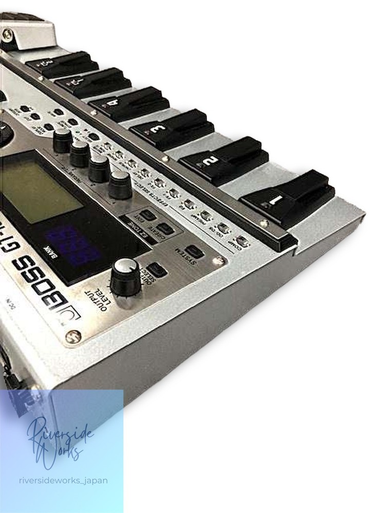 BOSS Multi-Effects Processor GT-10