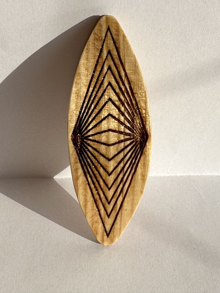 Tatting shuttle with deep engraved 3D design 3 inch long