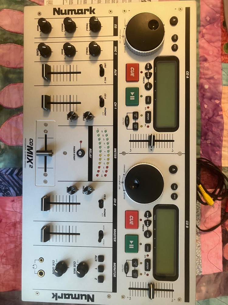 Numark CDMIX2, DJ Console, late 2000s model.