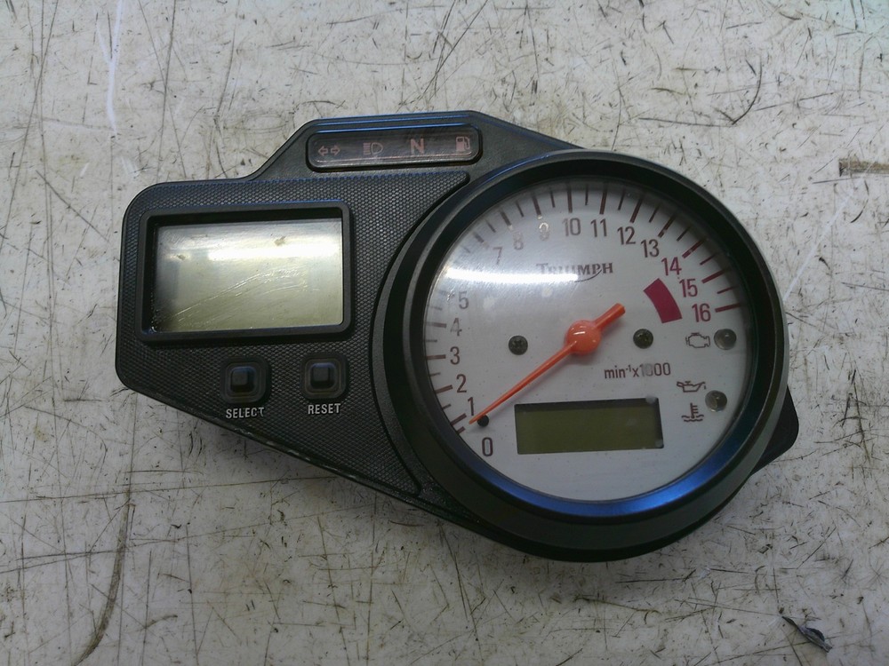 2000-2003 Triumph TT600 speedo dash instrument panel gauges