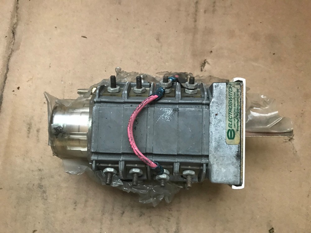 Electroswitch 505A716G06 Rotary Switch -- Type W-2 -- NEW, MISSING HANDLE