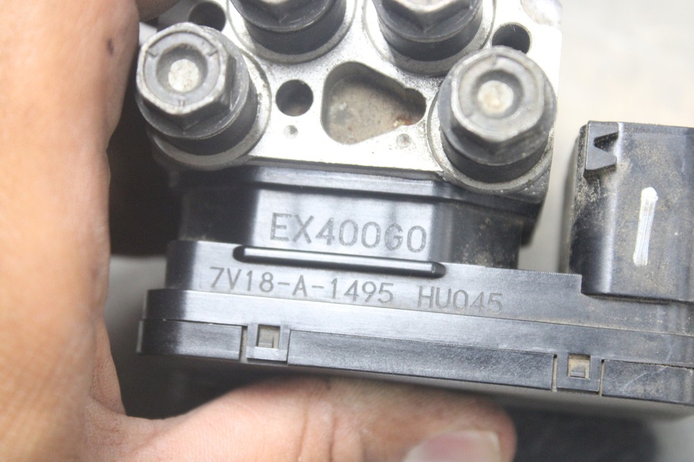 18-23 KAWASAKI NINJA 400 ABS PUMP UNIT MODULE