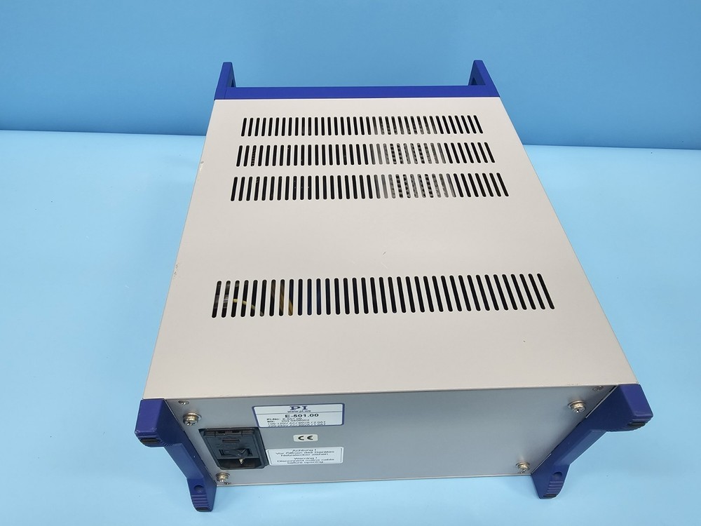Physik Instrumente PI E-501.00(LVPZT-AMPLIFIER , DISPLAY / INTERFACE)